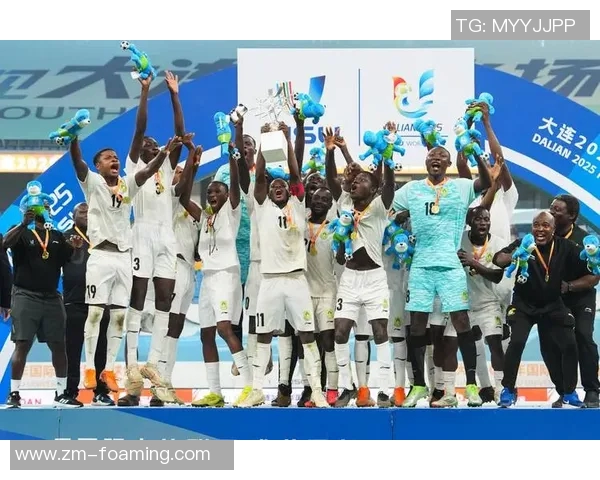 加纳足球传奇人物揭秘：谁是这片土地上最闪耀的明星名宿