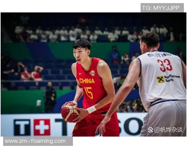 湖人队与热火队激战正酣赛季对决引发球迷热议与期待